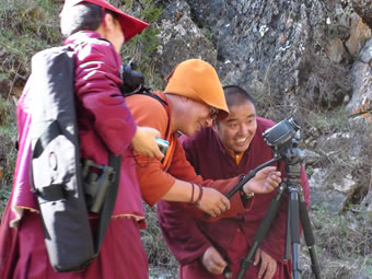 年保玉则神山周边地区生态与文化多样性保护